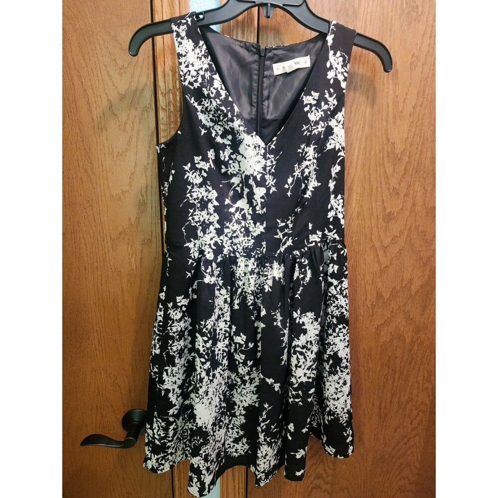 Mac Jac Floral Fit Flare Dress S Black White Sleeveless V Neck Pleated A Line